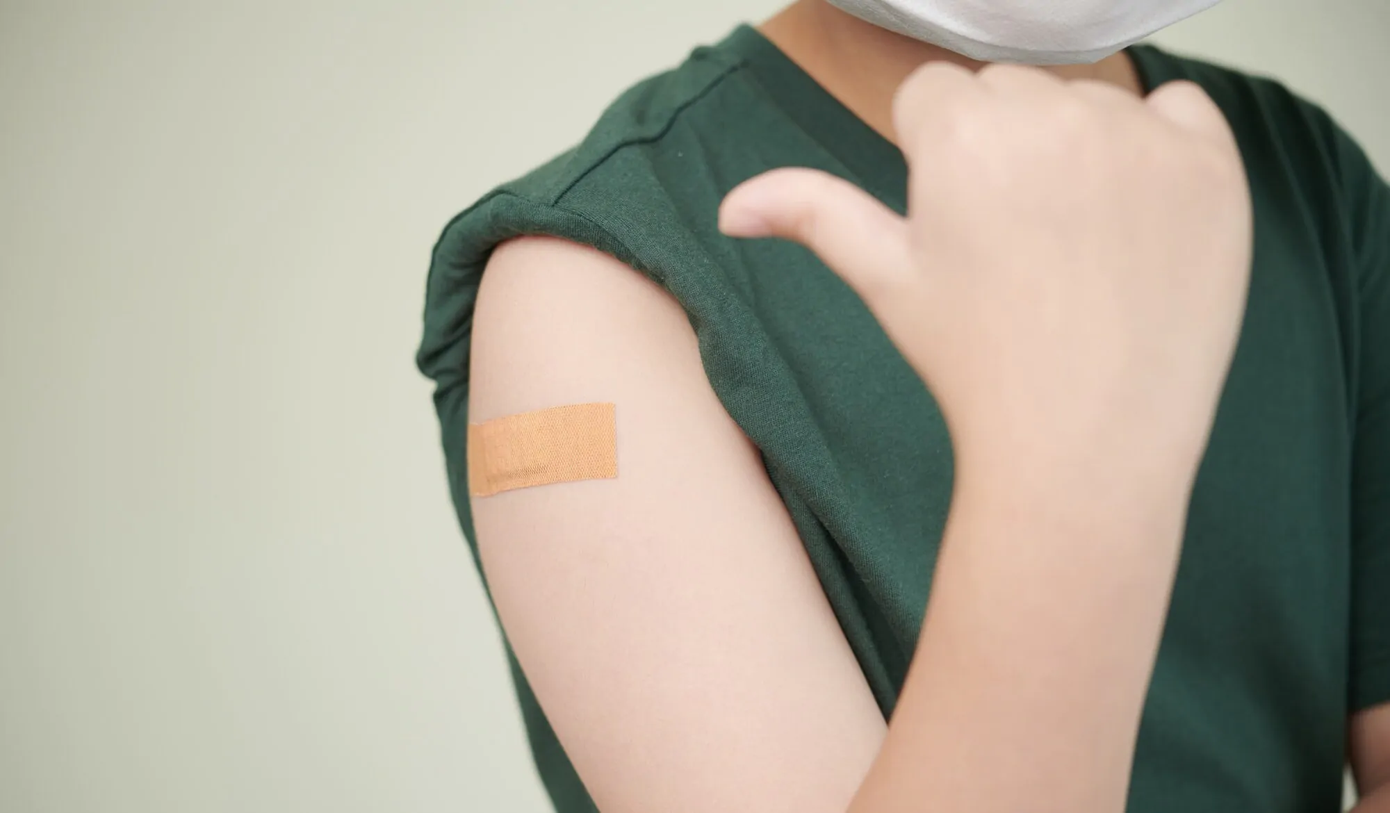 Vaccines 5-11 years in Naples: where to get them, how to book in schools and hub timetables