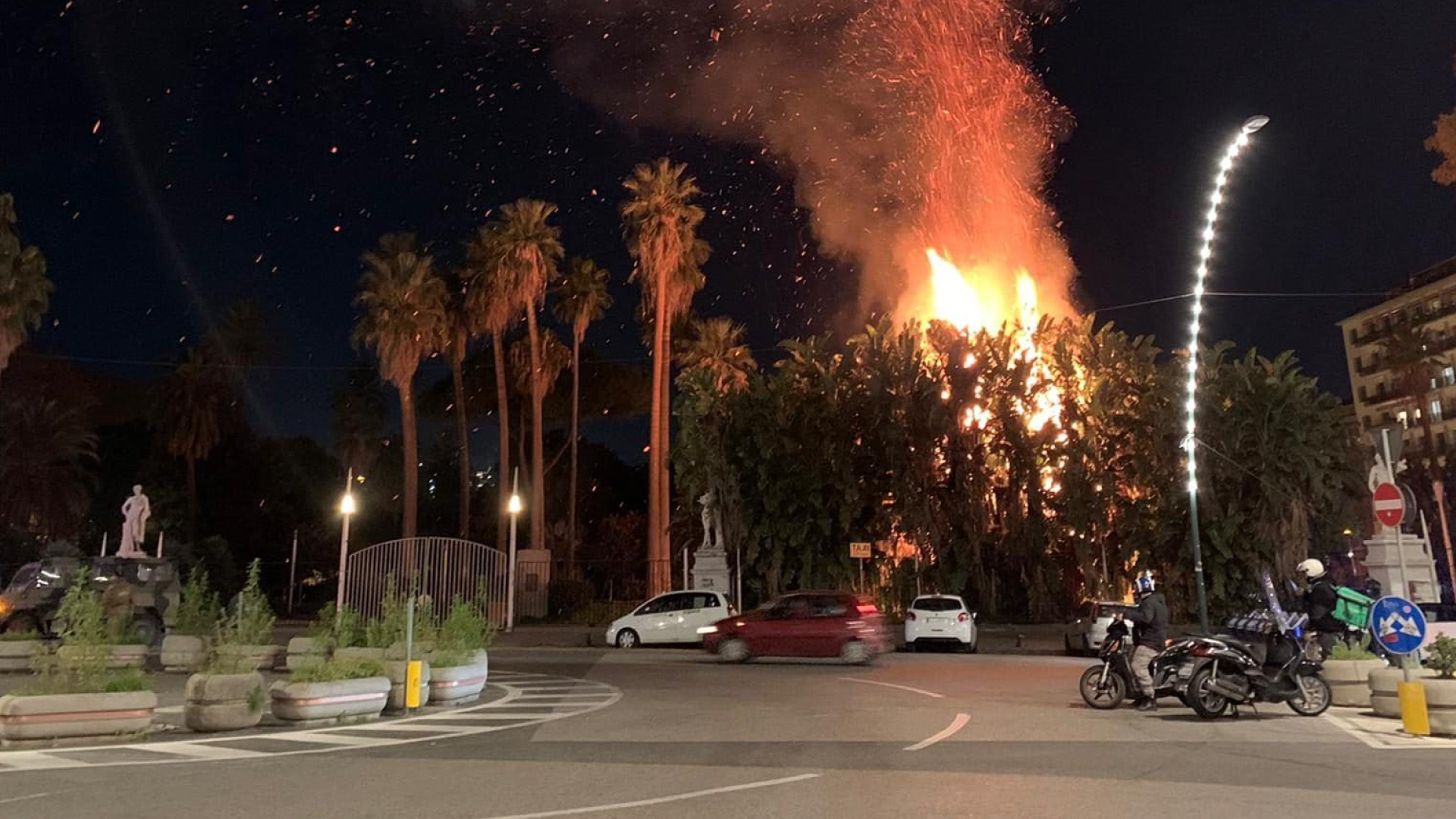 villa-comunale-incendio