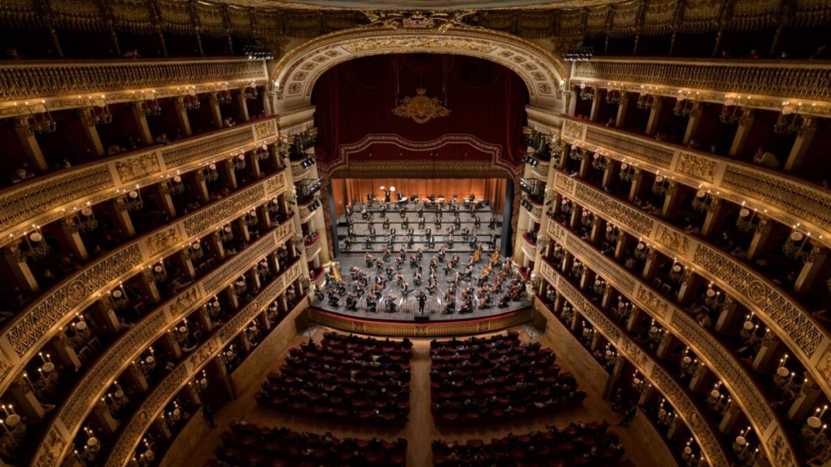 Lucia di Lammermoor no Teatro San Carlo em Nápoles: a obra-prima de Donizetti chega