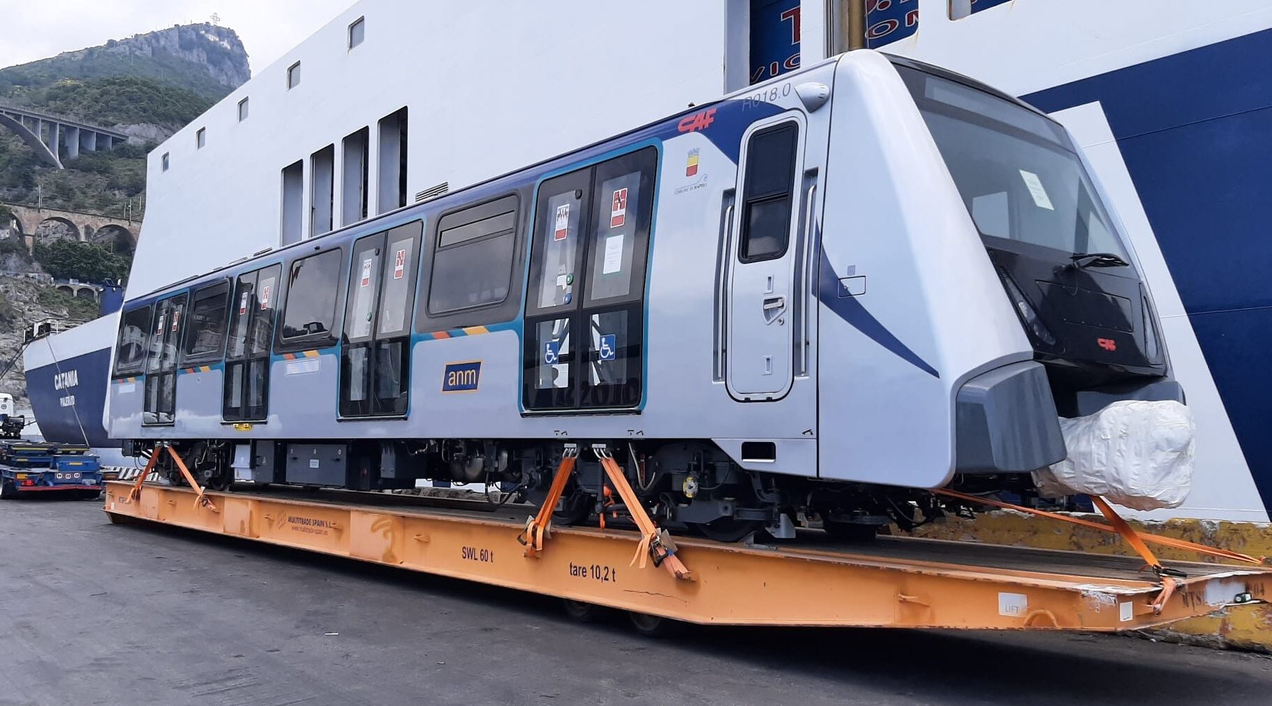 Nuevos trenes de la línea 1 del metro en Nápoles: una nueva fecha para el inicio del servicio