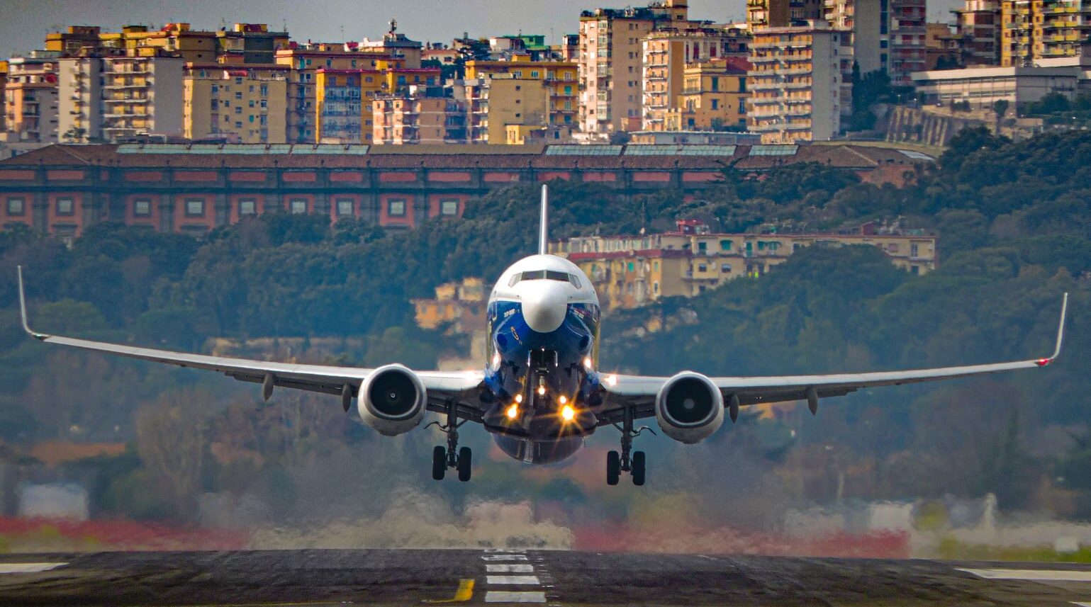 Avião para Capodichino