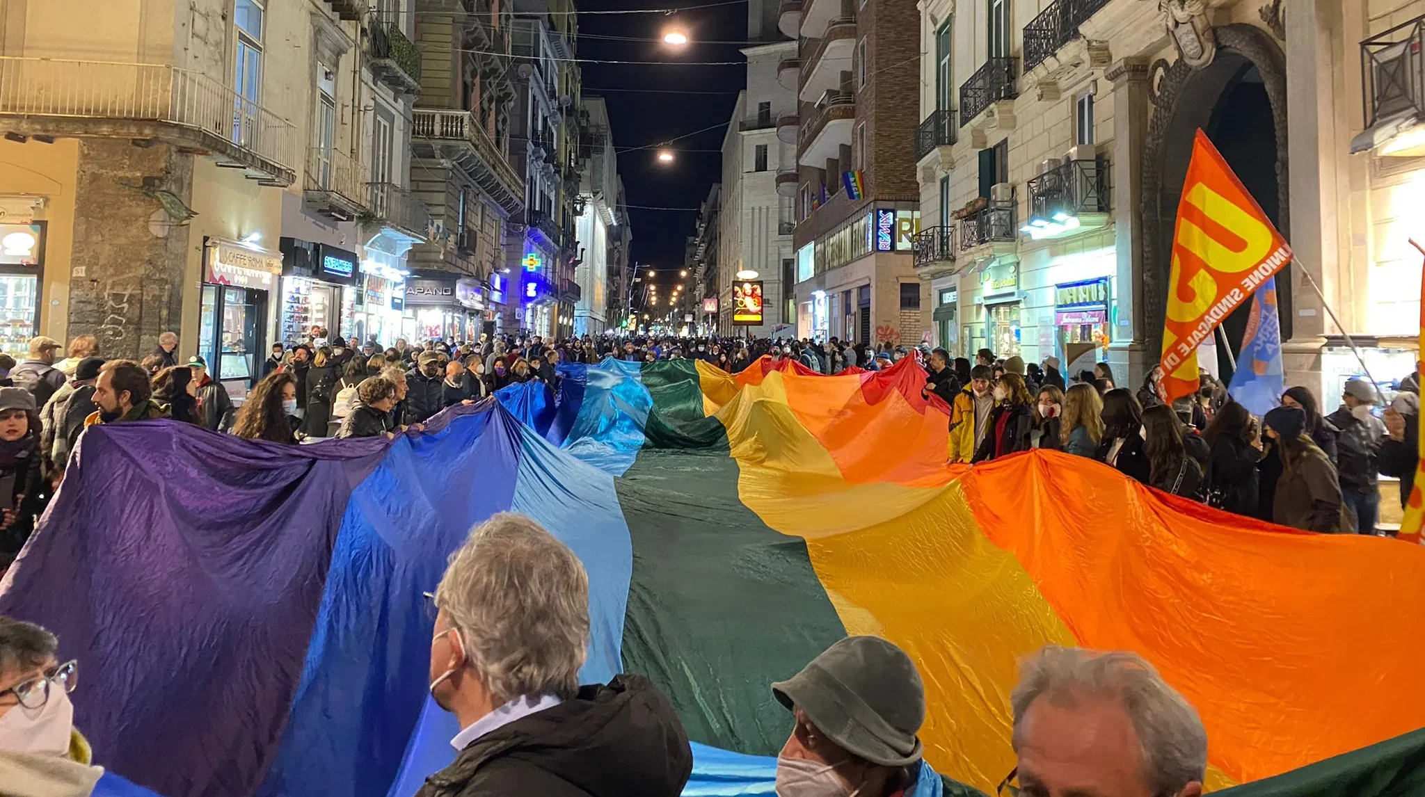 Manifestación por Ucrania en Nápoles