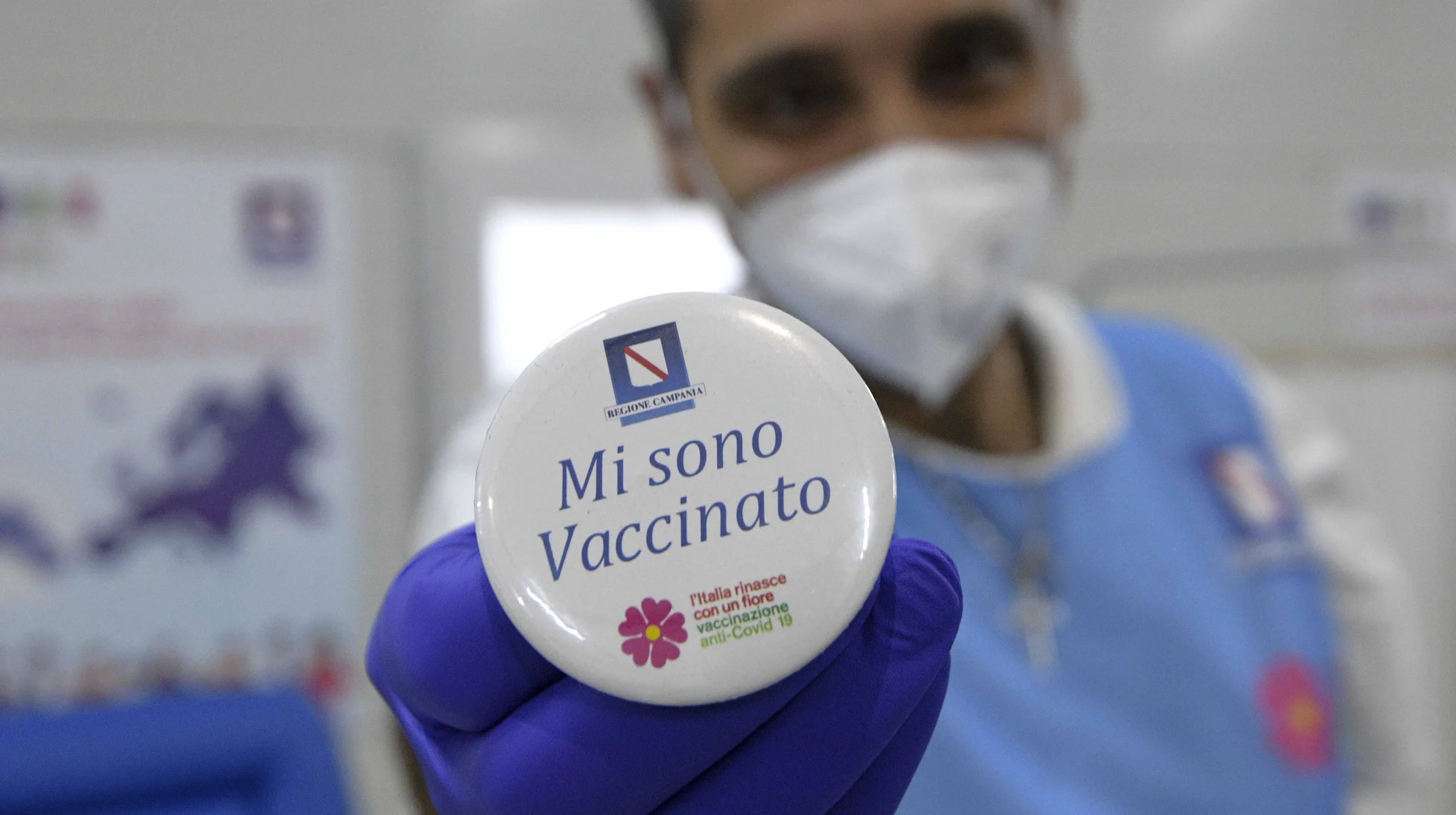 Quarta dose vaccini anti-Covid: la data di partenza e chi la riceverà