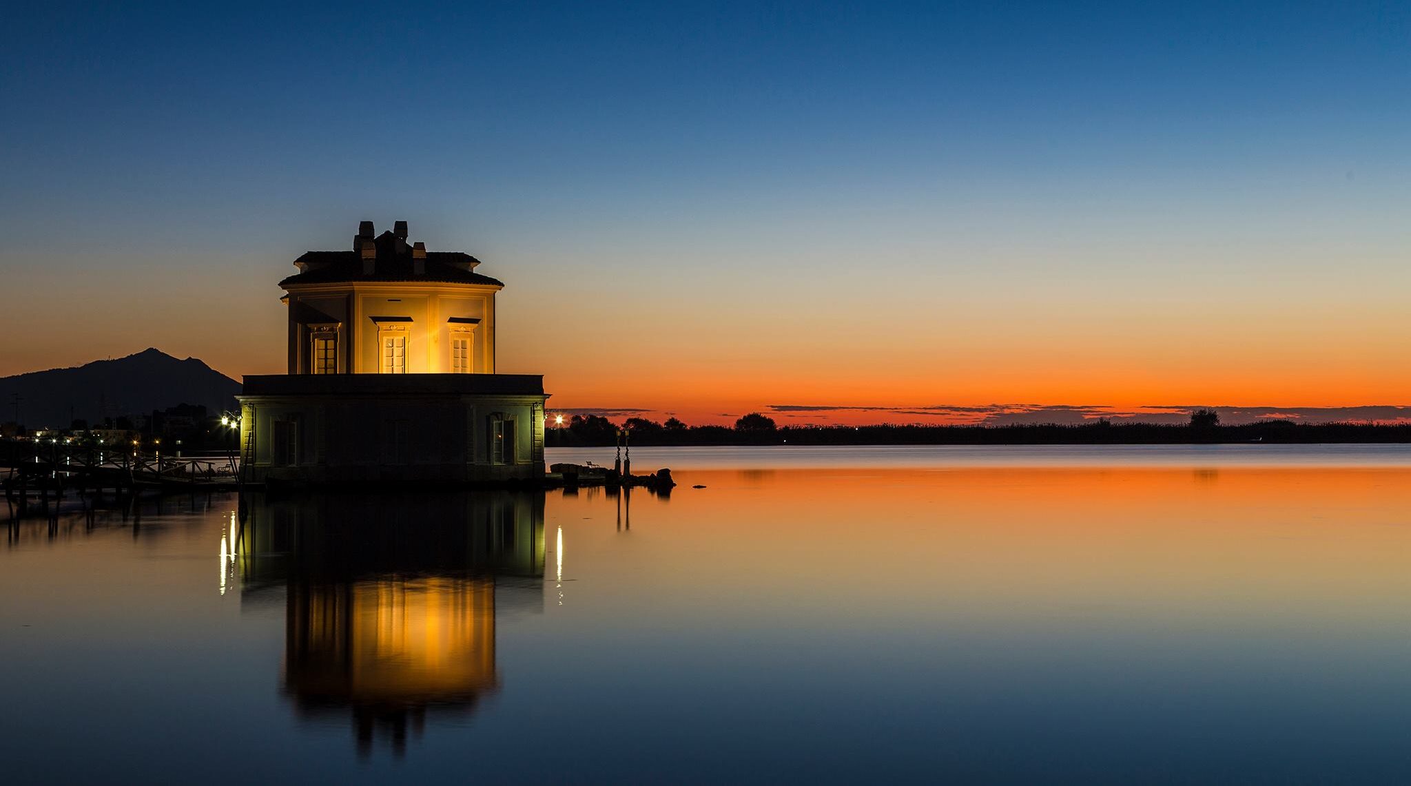 Casina Vanvitelliana in the evening