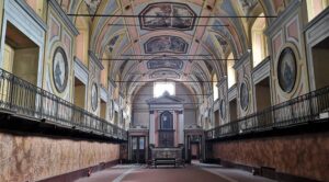 Das ehemalige Friedenskrankenhaus in Neapel wird mit einer schönen kostenlosen Ausstellung wiedereröffnet
