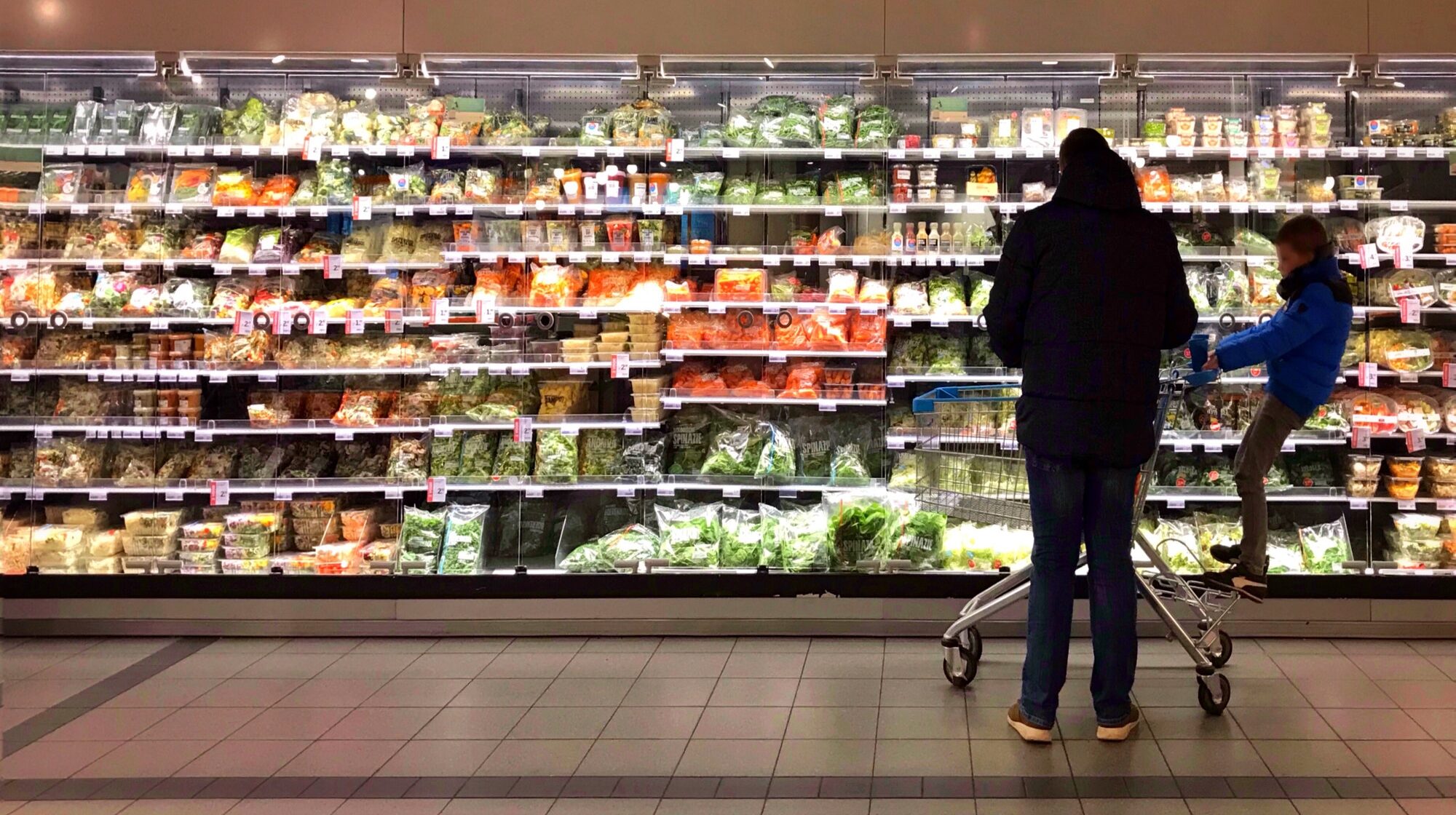 Quali sono i prodotti che stanno per scarseggiare: pasta, grano, pomodoro, benzina