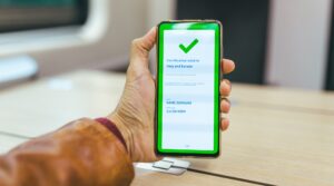Green Pass, mascherine e vaccini: cosa cambia dal 1 maggio 2022