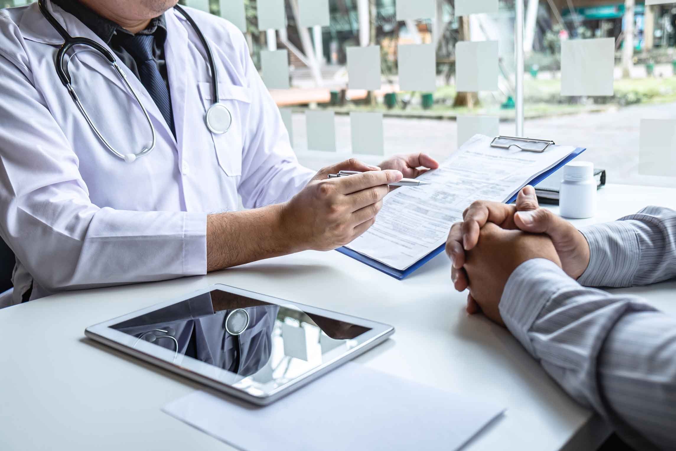 Visitas médicas en Nápoles Piazza Plebiscito