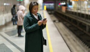 Wi-Fi in der U-Bahn in Neapel: Sie können das Internet nutzen und telefonieren