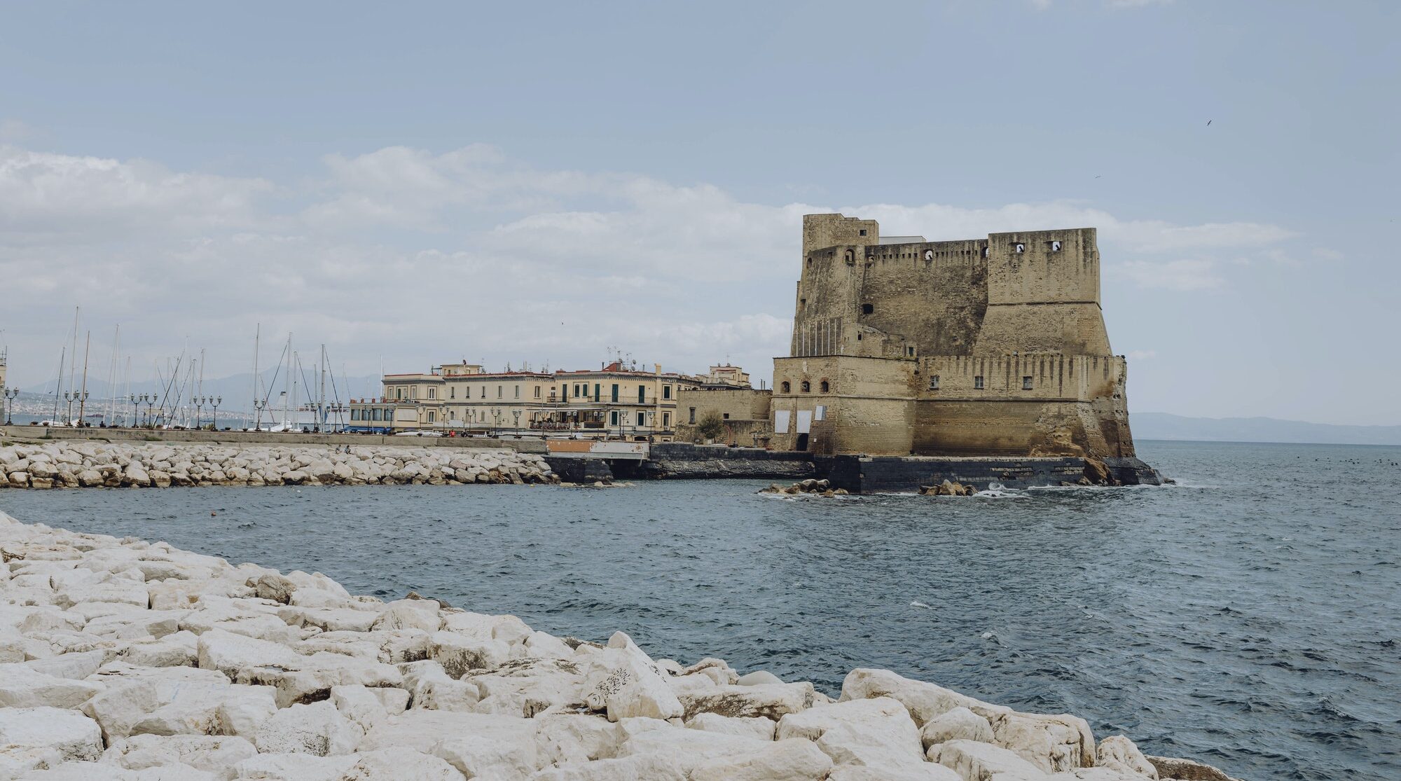 Castel dell'Ovo在那不勒斯