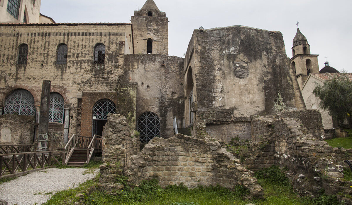 The splendid Paleochristian Basilicas in Naples reopen for a week of art, music and literature