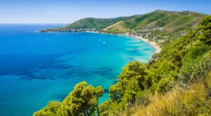 Bandiere Blu in Campania 2022: ecco le spiagge pulite tra Napoli e Salerno