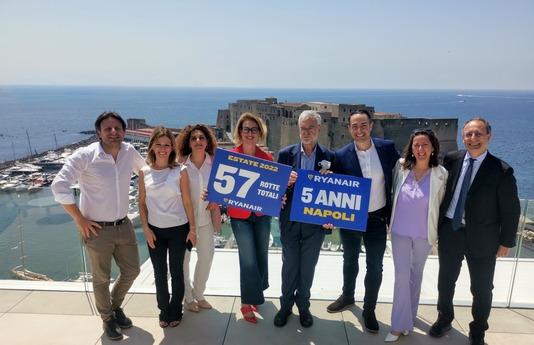 Ryanair team in Naples