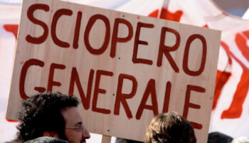 General school strike in Naples on May 30: schools closed and lessons at risk