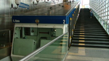 Funicolare di Montesanto a Napoli, servizio temporaneamente sospeso
