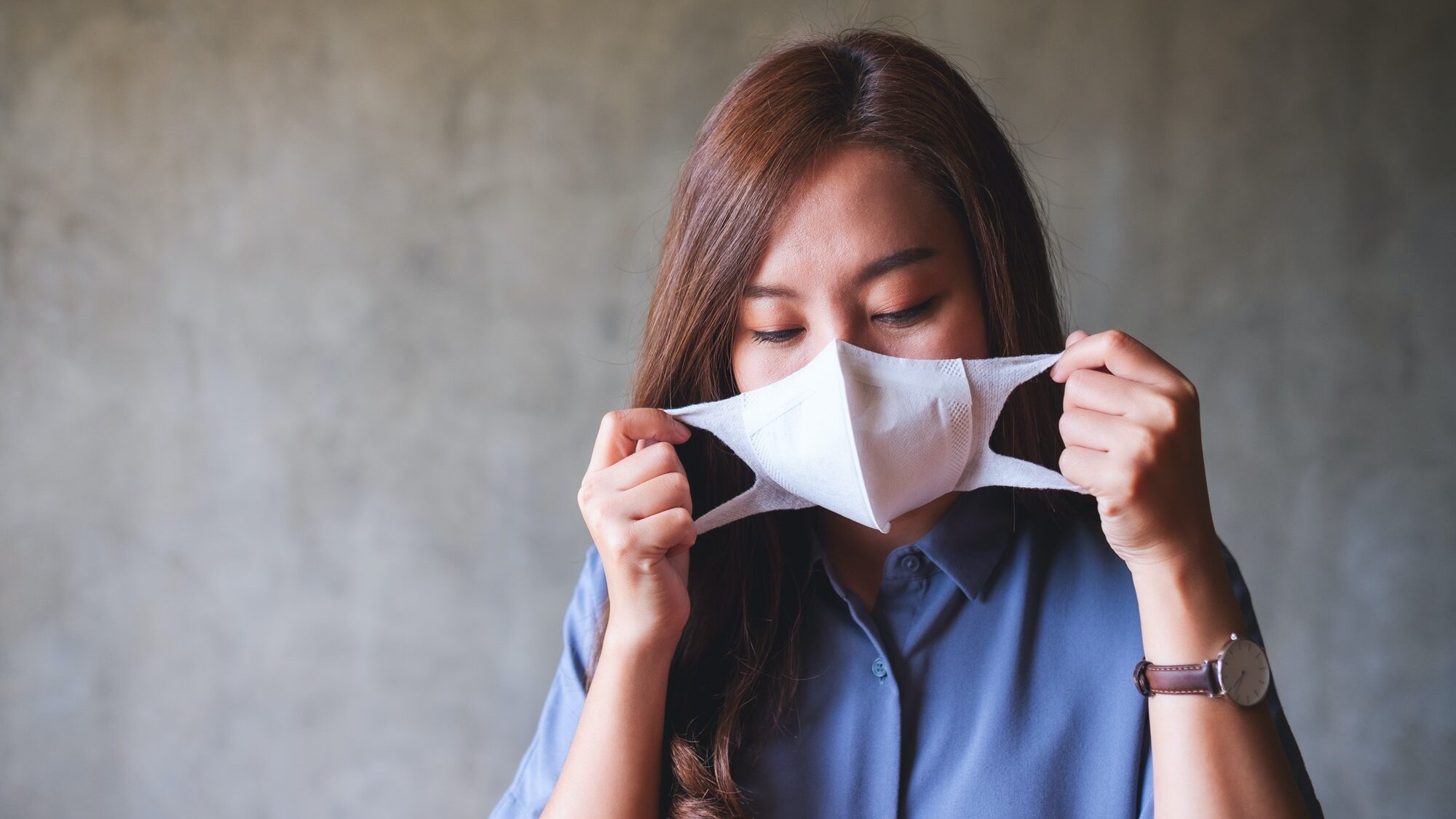 Woman wearing mask