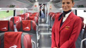 Italo assume a Napoli hostess e steward diplomati e laureati: come candidarsi