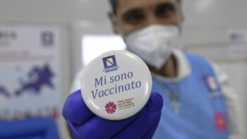 那不勒斯的疫苗，第四剂：准备重新开放大型疫苗接种中心