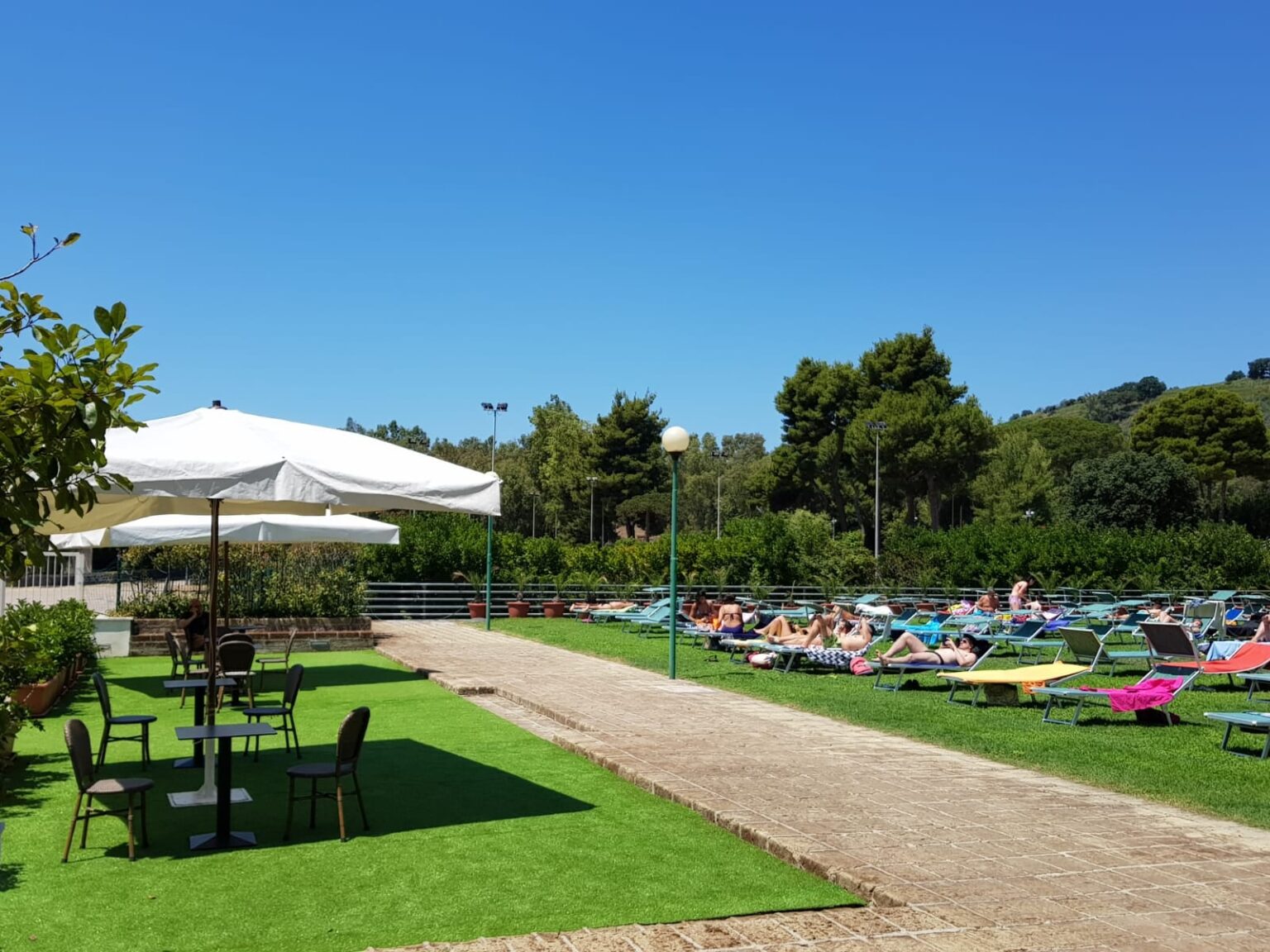 Piscina nella Mostra d'Oltremare a Napoli orari, prezzi e come prenotare Piscina nella Mostra d'Oltremare a Napoli orari, prezzi e come prenotare