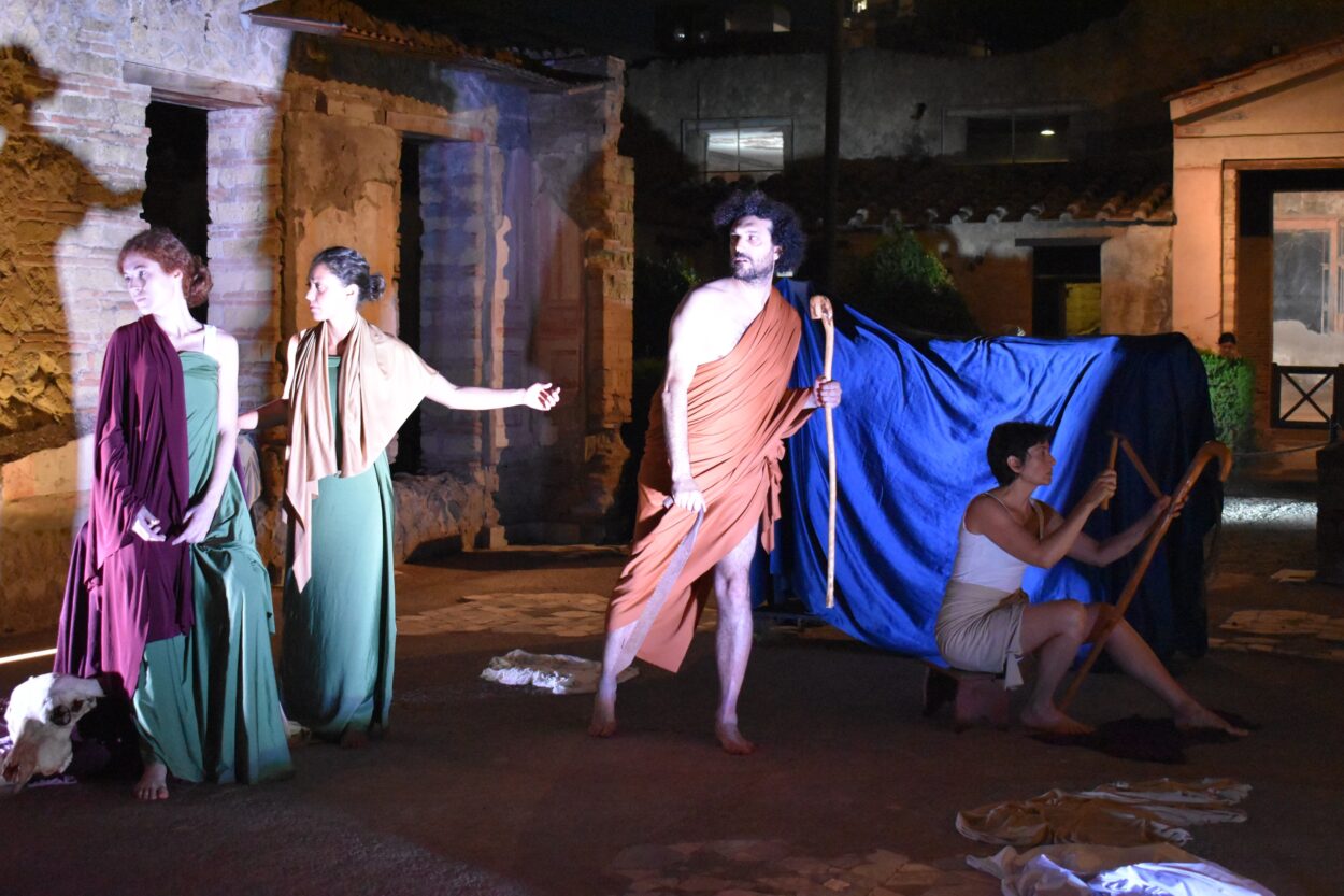 Tableaux Vivants in Herculaneum