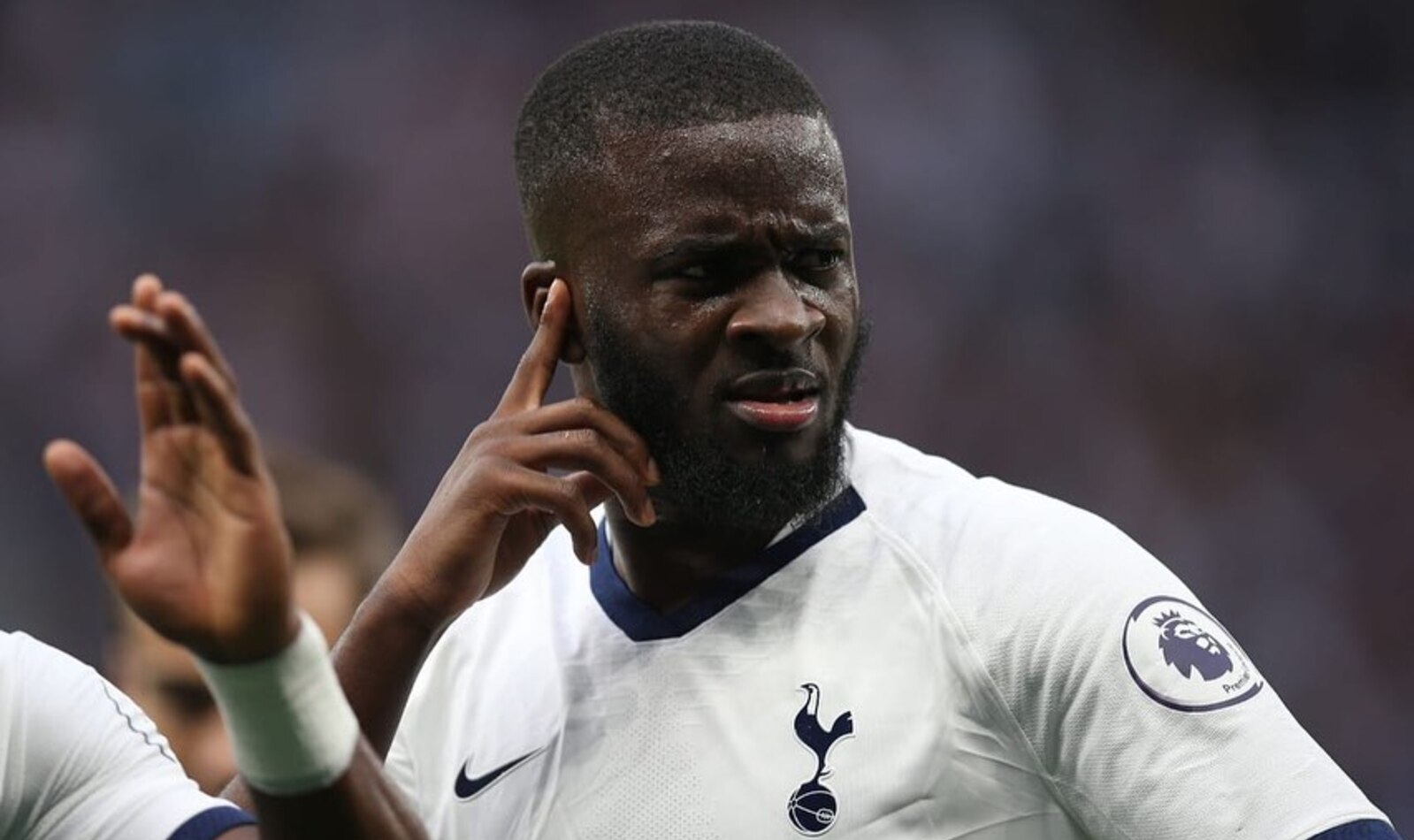 Tanguy Ndombélé, new acquisition of Napoli, with the Tottenham shirt