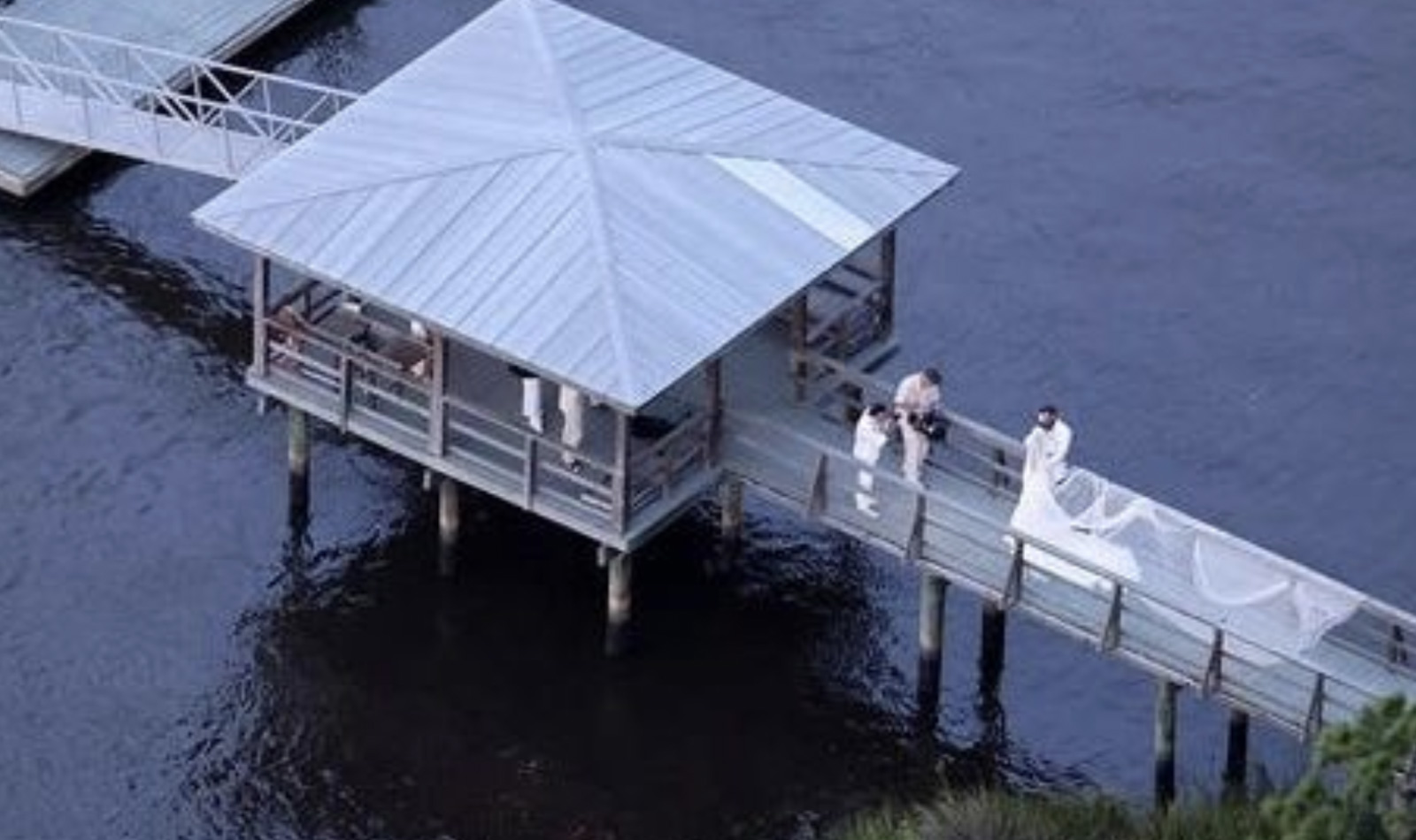 La boda de Jennifer Lopez y Ben Affleck: las fotos robadas