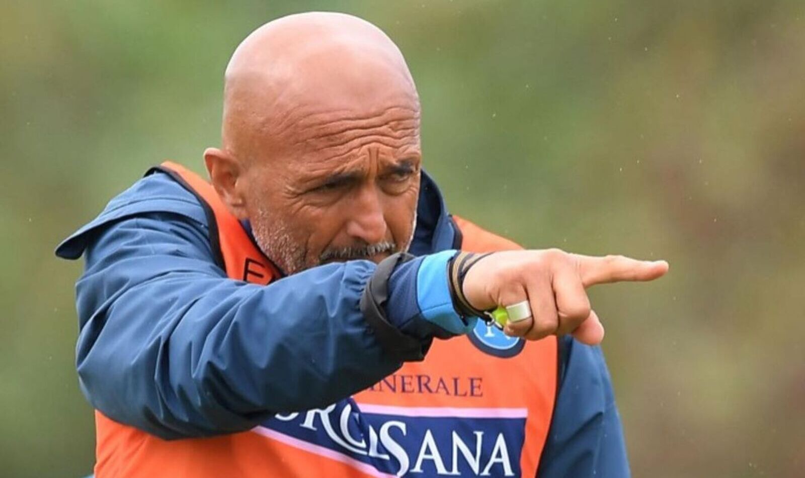 Luciano Spalletti dirige l'entraînement du Napoli en vue du match contre Monza : les formations probables