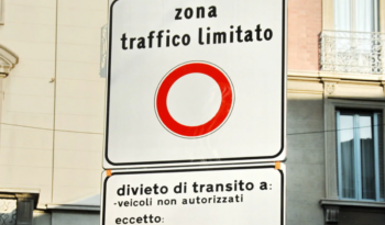 Reactive el Dante ZTL en Nápoles: los horarios y días en que la puerta está abierta