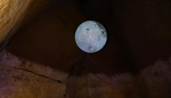Уна Луна в музее Неаполя: аперитив, музыка и посещение подземелья Пьетрасанта