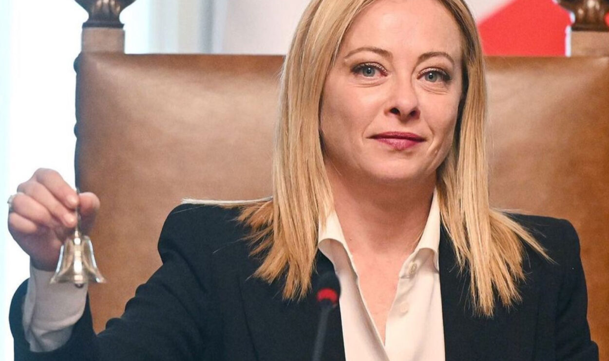 Napoli, strade chiuse il 14 novembre per la visita di Giorgia Meloni, Presidente del Consiglio