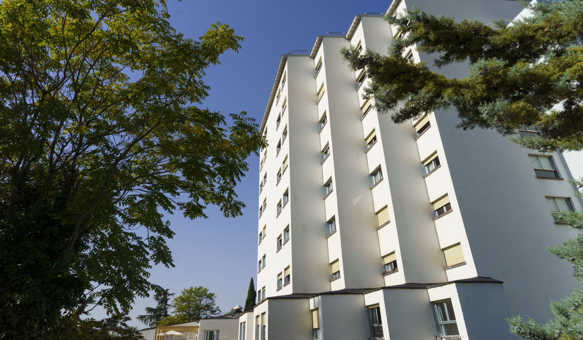 Madrid: el Colegio Mayor Elías Ahuja