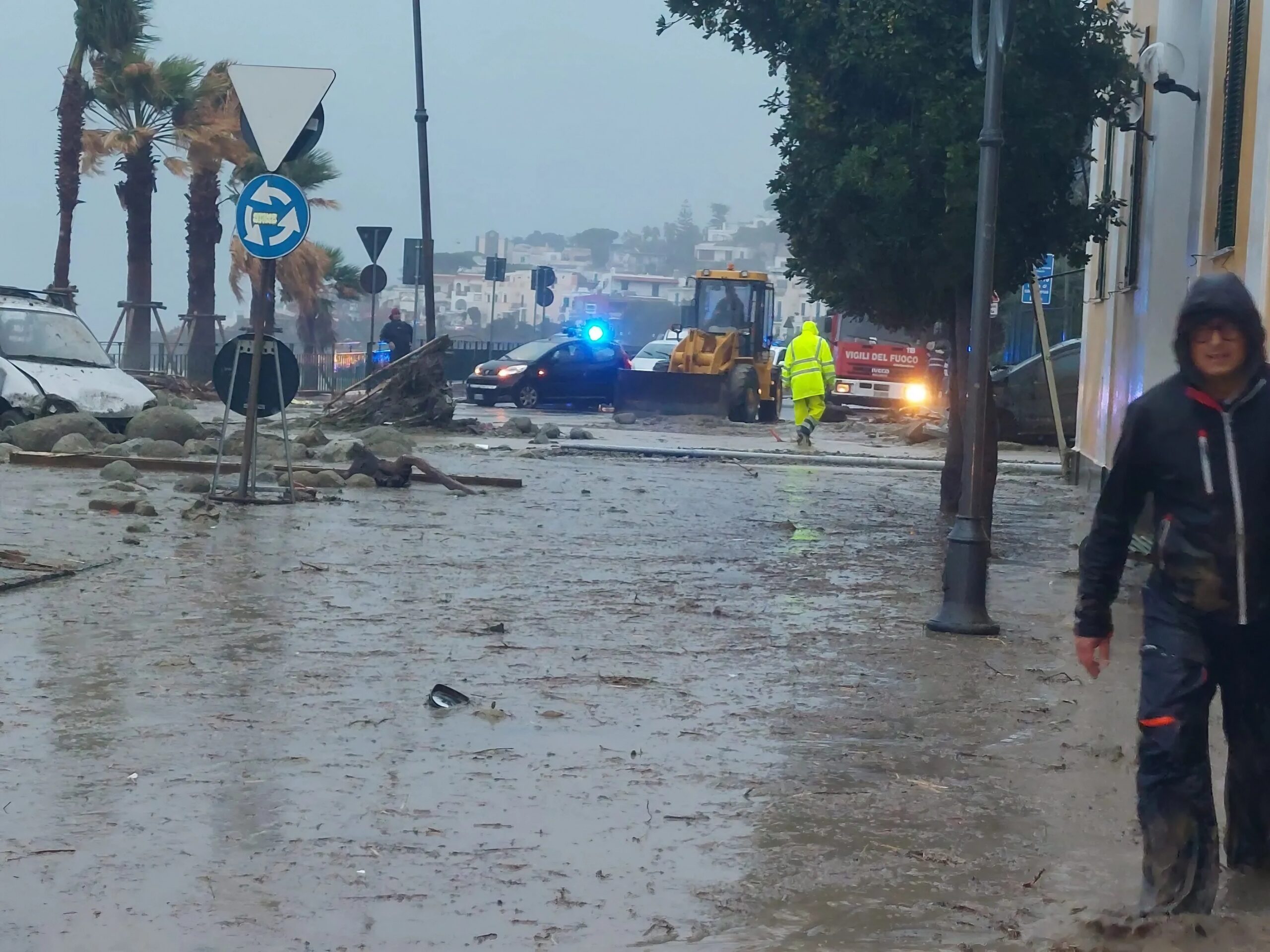 Photos des dommages à Ischia dus au glissement de terrain de Casamicciola