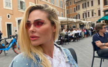 Ilary Blasi beccata con un altro uomo: nuovo amore?