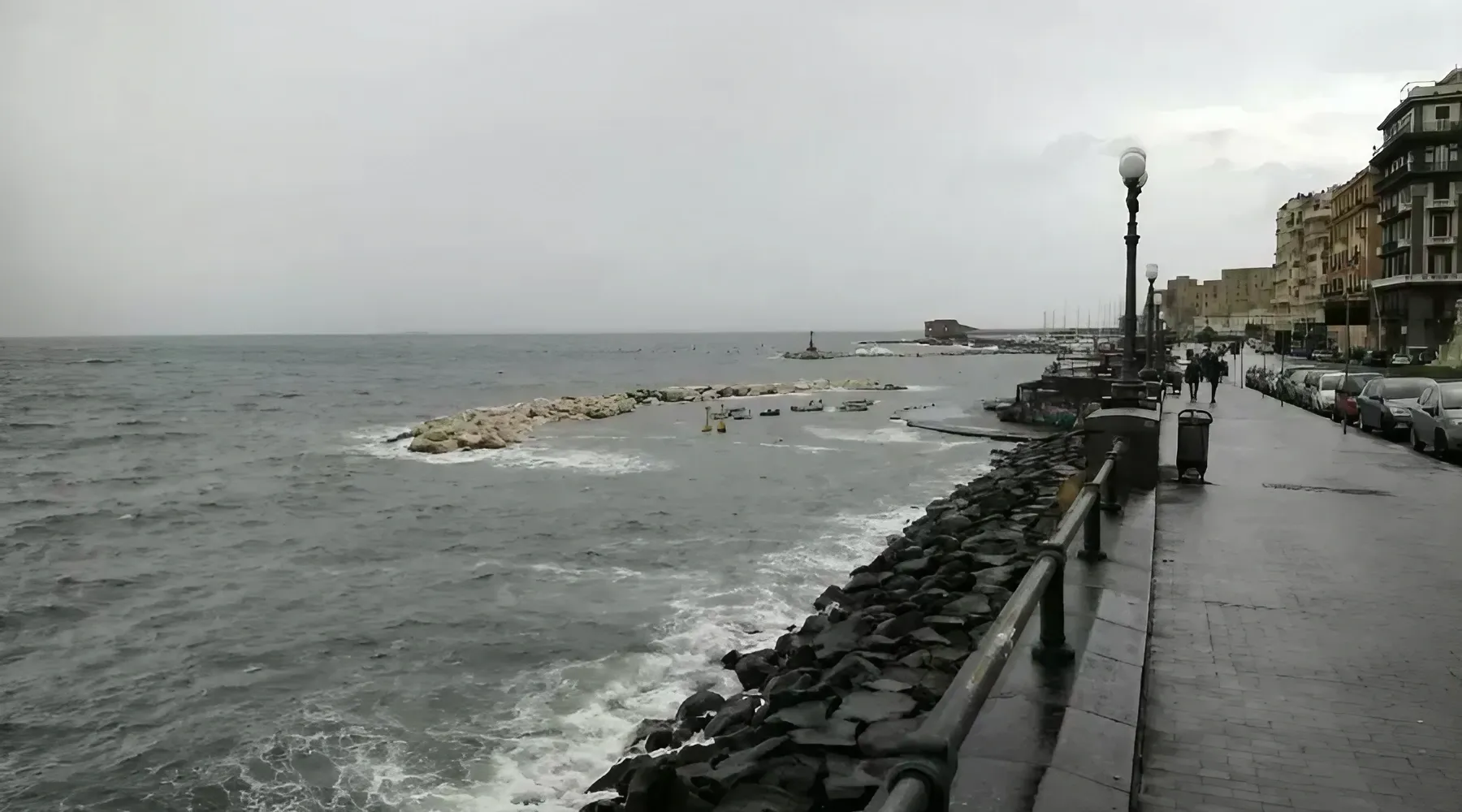 Fotos del mal tiempo en Nápoles