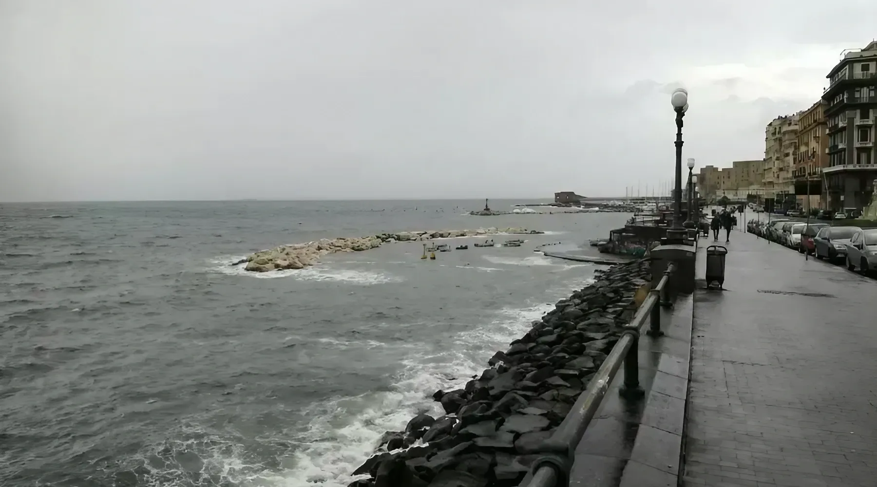 Foto del maltempo a Napoli