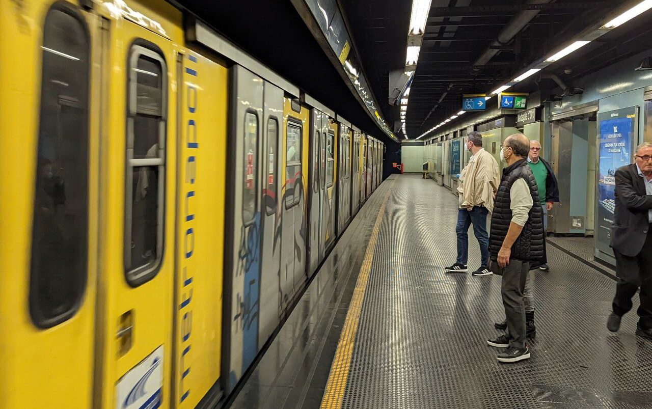 Metro linha 1 Nápoles