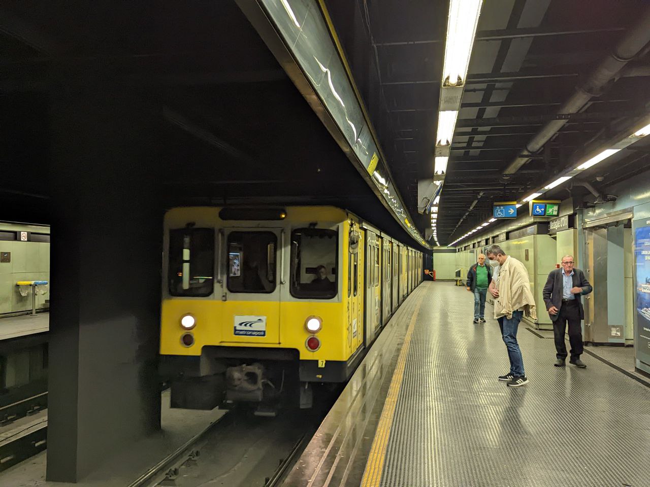 Metro linha 1 Nápoles