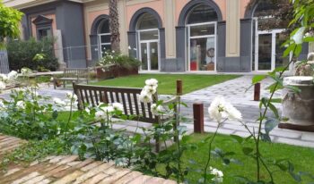 Der Vanella Garden öffnet im Mann in Neapel, tausend Quadratmeter mit Wi-Fi