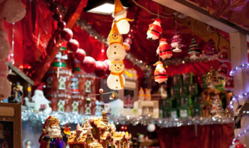 Pueblo de Papá Noel en el Centro Direzionale de Nápoles: mercados y entretenimiento
