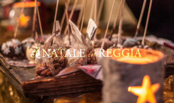 Kerzen, die zu Weihnachten in der Reggia di Portici verkauft werden