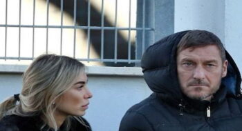 Totti e Noemi Bocchi, l’ex marito di lei: è una materialista