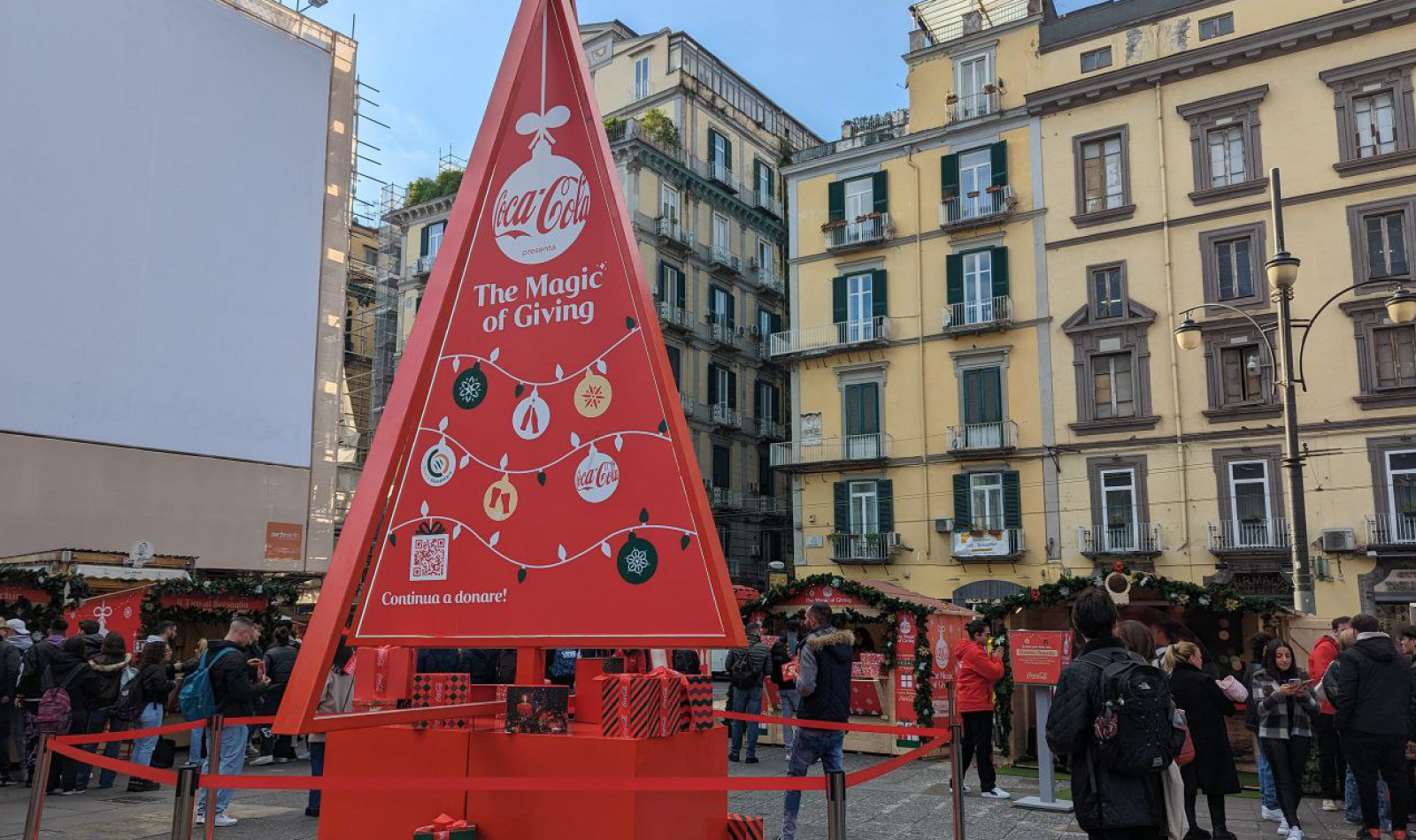 Barraca da Coca-Cola na Piazza Dante