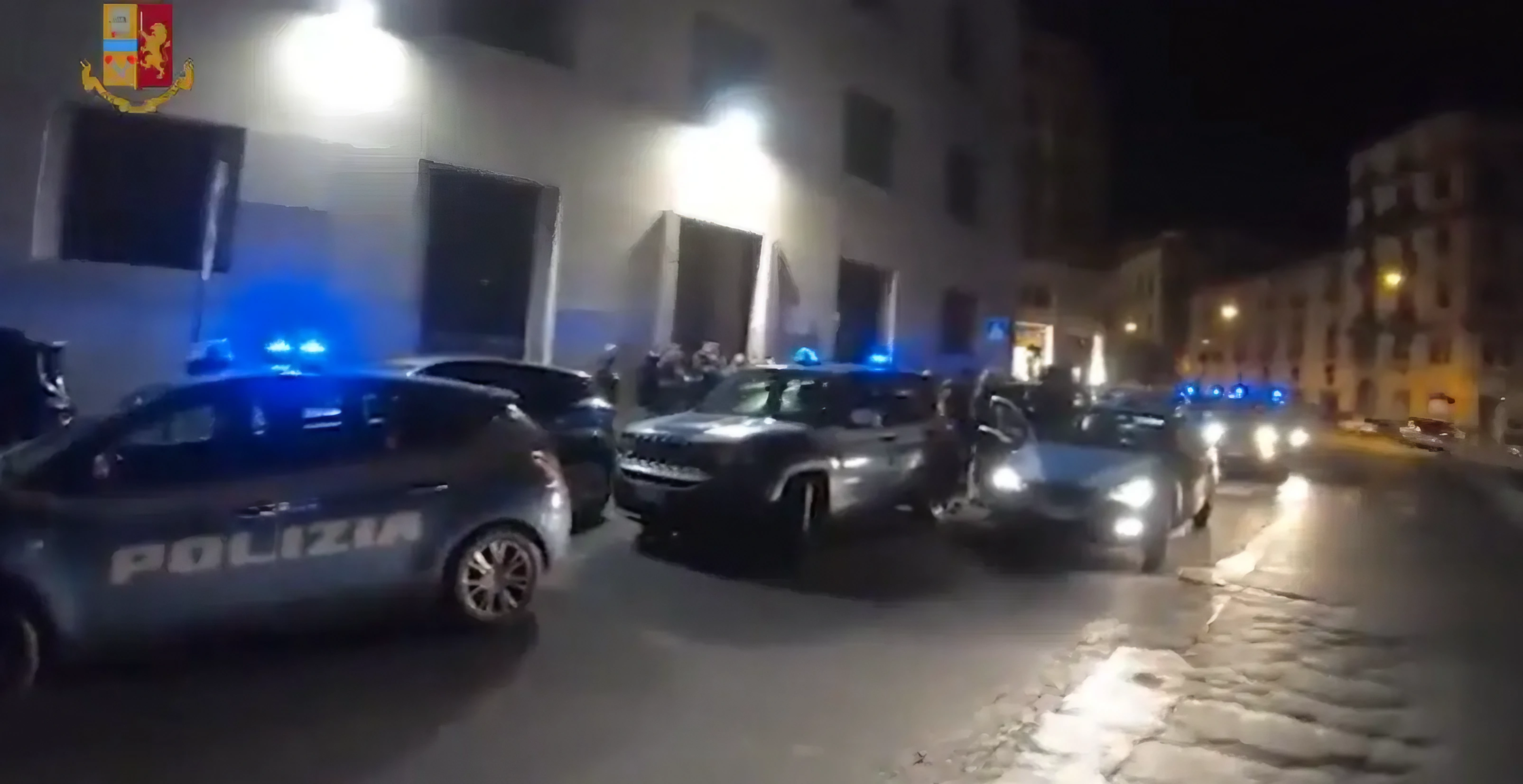 vasta operazione della polizia nei quartieri di Forcella e Maddalena