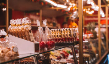 Mugnano 的圣诞村：街头食品、市场、儿童活动