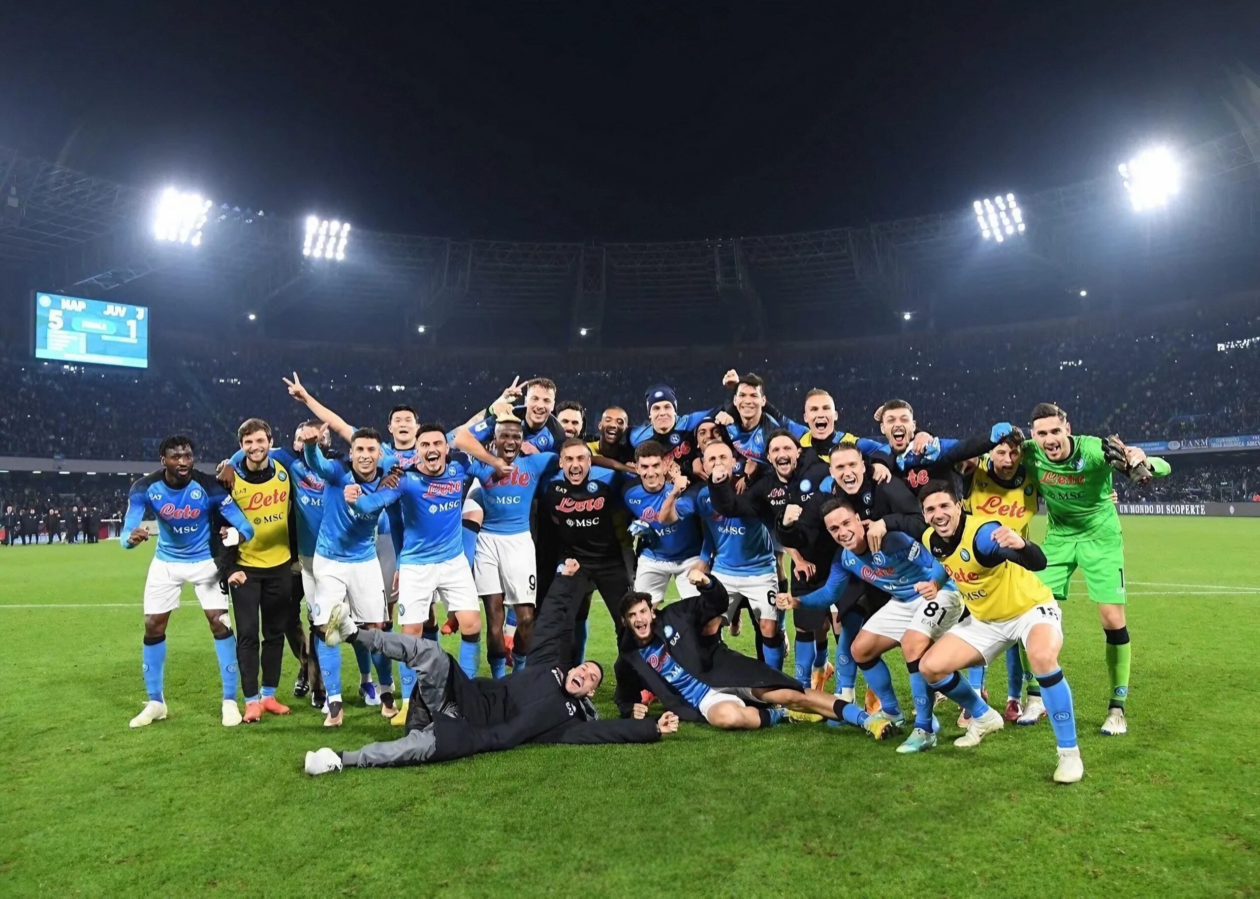 SSC Napoli footballers celebrate after the victory against Juventus