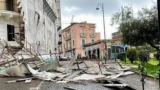 Плохая погода: два обрушения в Неаполе, повреждения припаркованных автомобилей [Видео]