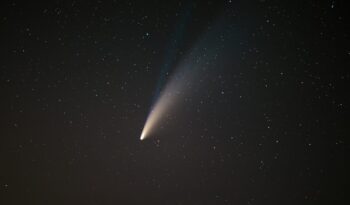 Прибывает комета неандертальца: вот как и где ее наблюдать из Неаполя