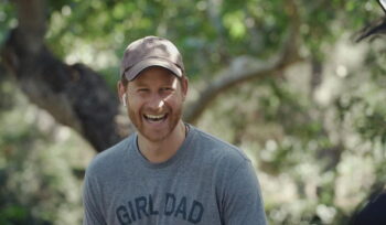 Principe Harry critica la casa del fratello: noi Ikea loro un museo