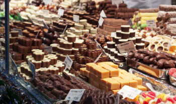 Chocoland في Vomero من 10 فبراير: الوقوف وقلب 100 كجم