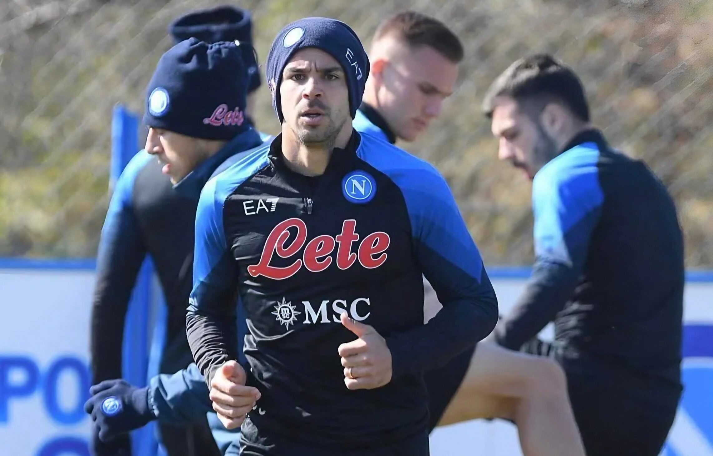 Giovanni Simeone, footballeur du SSC Napoli, à l'entraînement